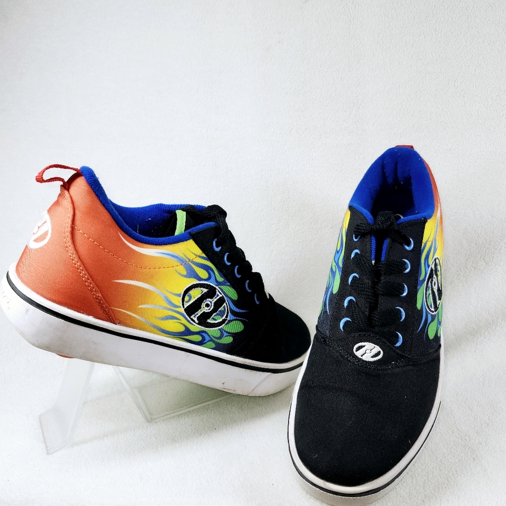 Heelys Pro 20 Prints Black with Multicolor Flames Size 7